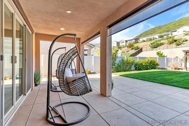 35805 Shetland Hills E, Fallbrook CA: https://media.crmls.org/mediaz/e9dcb6cb-7ca2-48ba-bb3c-5bb08636667e.jpg
