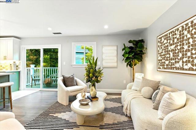 590 Cherry Ave, San Bruno CA: https://media.crmls.org/mediaz/e9dd98a6-ec2f-4259-853c-110afb4753df.jpg