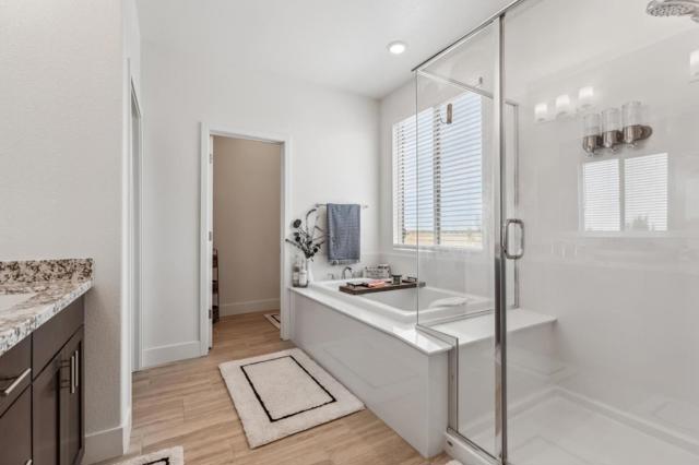 8906 Upbeat Way, Elk Grove CA: https://media.crmls.org/mediaz/e9ddcfa9-f244-4043-a686-f987df1a8e91.jpg