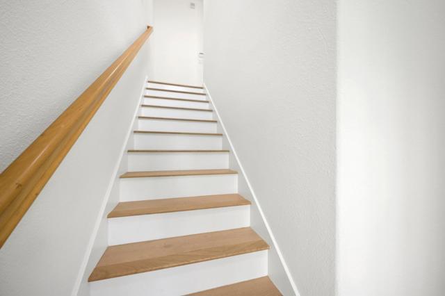 Image 13 of 49 For 1670 Avina Circle 2