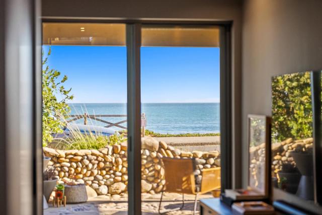 1122 W Cliff Drive, Santa Cruz CA: https://media.crmls.org/mediaz/e9dee3cb-a4da-418a-9047-33e55aed1f8b.jpg