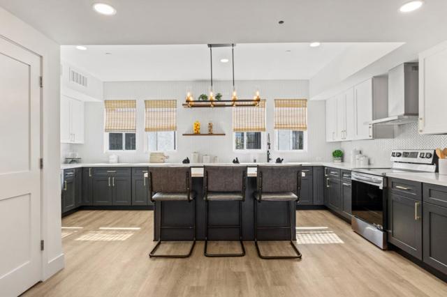 584 Compton Terrace, Sunnyvale CA: https://media.crmls.org/mediaz/e9df1513-8558-4ed6-a745-d23edae69a01.jpg