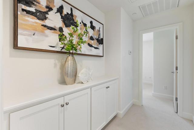 211 Okeefe Way, Mountain View CA: https://media.crmls.org/mediaz/e9dffe4a-2cde-4f4f-8567-ea5b8223755b.jpg