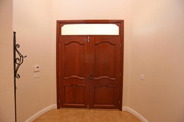 2736 Ferguson Road, Gilroy CA: https://media.crmls.org/mediaz/e9e0376c-5d85-4e5d-aa44-bd64470fb8ce.jpg