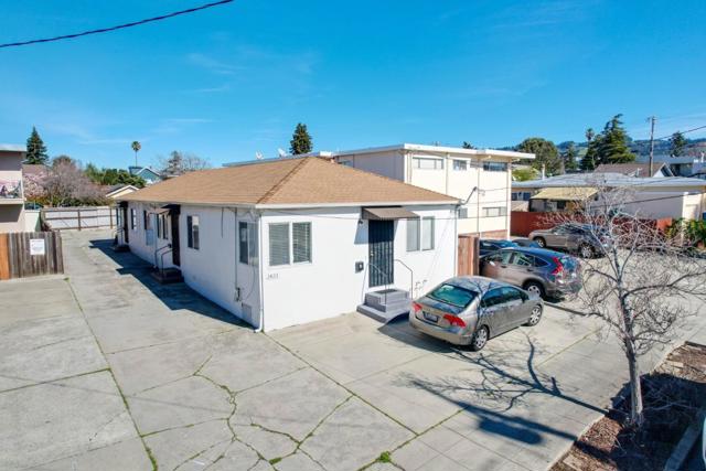 1431 Dwight Way, Berkeley CA: https://media.crmls.org/mediaz/e9e09ad3-af08-45da-abc0-87048a29d889.jpg