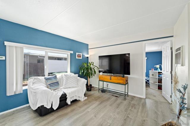 1515 Capalina Rd, San Marcos CA: https://media.crmls.org/mediaz/e9e166a0-5b96-417f-8d1a-01889ad54a24.jpg