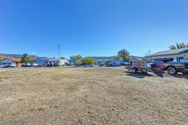 601 Bass Lane, Clearlake Oaks CA: https://media.crmls.org/mediaz/e9e1b1b3-68c0-4e08-a2d1-b81911290936.jpg