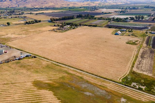 6200 Frye Lane, Hollister CA: https://media.crmls.org/mediaz/e9e1ee01-b48d-41d7-892e-e0f68c8ccedf.jpg