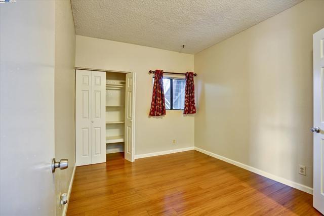 3402 Pinewood Ter, Fremont CA: https://media.crmls.org/mediaz/e9e1f6d4-5677-4748-a8a8-8089ea566700.jpg