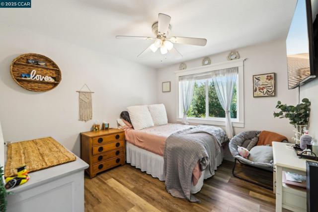 91 Lozoya Way, Oakley CA: https://media.crmls.org/mediaz/e9e4332b-b3e7-4016-a22b-f394445c69ce.jpg
