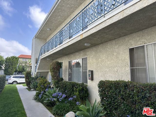 Image 3 for 12610 Caswell Ave, Los Angeles, CA 90066