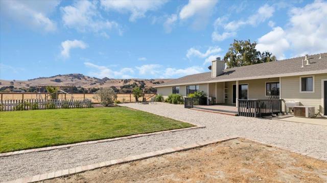 Image 35 of 49 For 352 Cowden Road