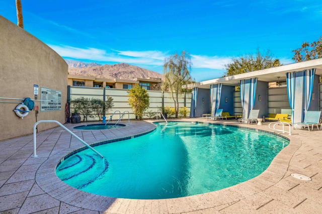 1028 E Palm Canyon Drive #207, Palm Springs, CA 92264