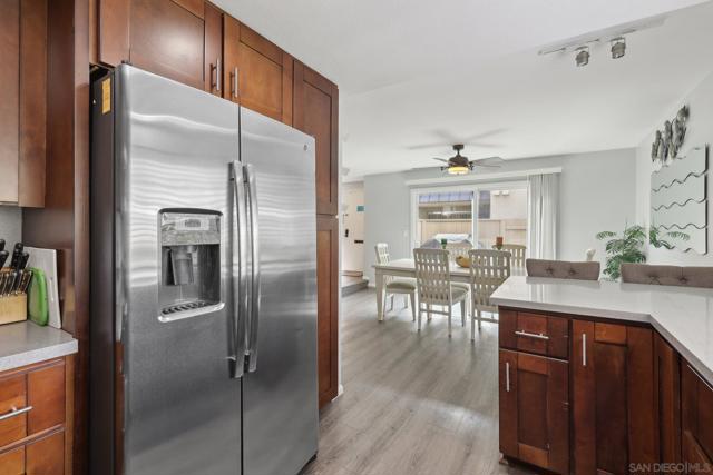 872 S Sierra Ave, Solana Beach CA: https://media.crmls.org/mediaz/e9e6b40b-19ea-46fa-b6ed-1c2c98892899.jpg
