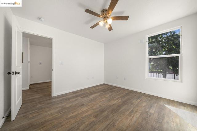 96 Highway Avenue, Bay Point CA: https://media.crmls.org/mediaz/e9e6f6c7-1e5d-4a35-ae06-672b70793688.jpg