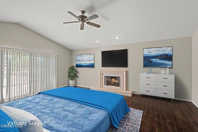 41985 Hemingway Court, Palm Desert CA: https://media.crmls.org/mediaz/e9e7bf31-4dfe-4ff1-bc5e-187f1adc5adc.jpg