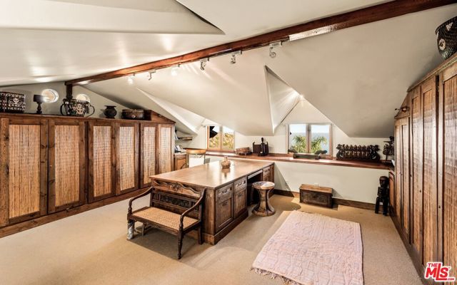 Image 6 of 28 For 20404 Little Rock Way