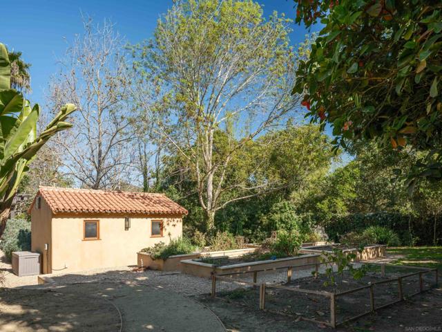 2665 Idle Hour Lane, La Jolla CA: https://media.crmls.org/mediaz/e9ea8ed1-6a59-4994-a1db-31ac17efccb8.jpg