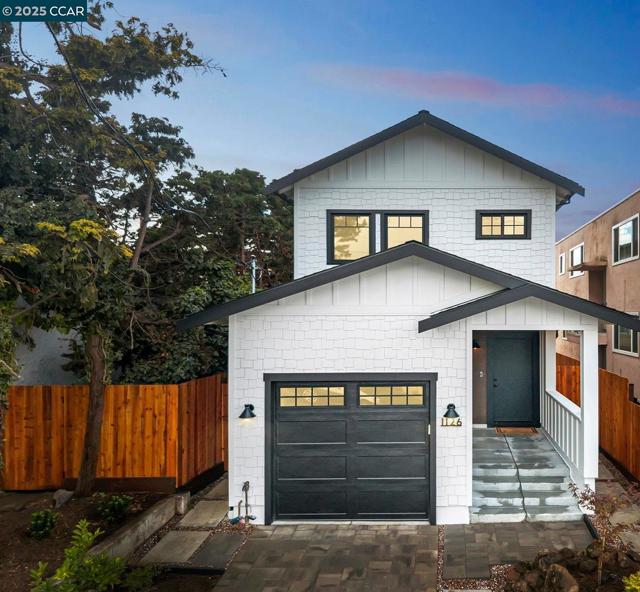 1126 Brighton Ave, Albany CA: https://media.crmls.org/mediaz/e9eadd0d-a9b9-410a-bd02-857eb49afb66.jpg
