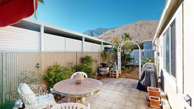 234 Lei Drive, Palm Springs CA: https://media.crmls.org/mediaz/e9ed13d9-a10c-4edd-b13d-d89ce14433b6.jpg