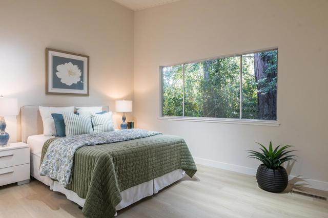 835 Mayfield Avenue, Stanford CA: https://media.crmls.org/mediaz/e9ed8e07-d346-4d8e-959e-ddf44530a00d.jpg