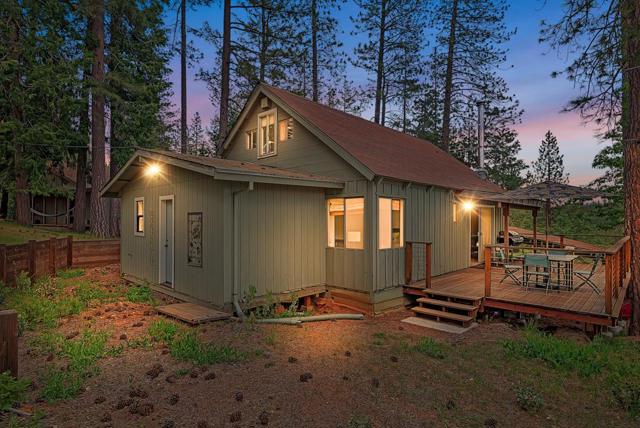 1753 Lightning Lane, Arnold CA: https://media.crmls.org/mediaz/e9edd2f9-96d6-4658-9caa-38c27fa7aece.jpg