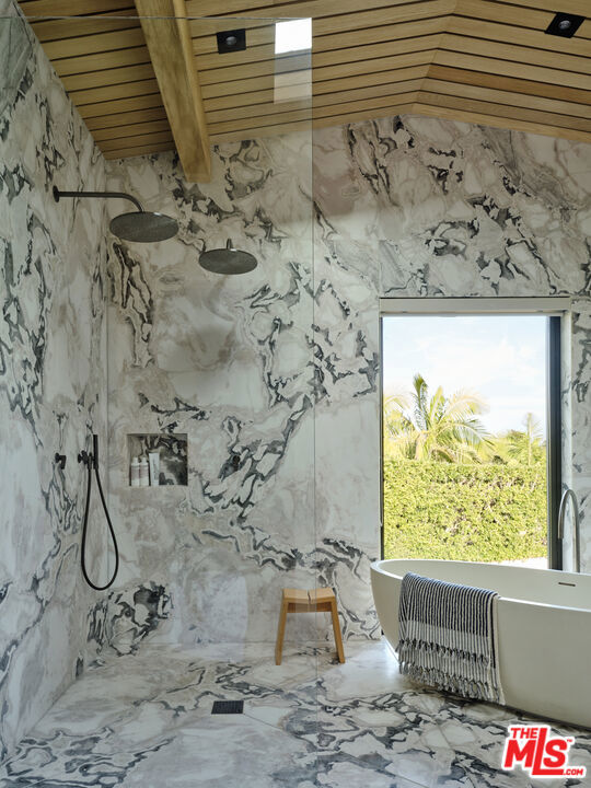 6738 Wildlife Road photo 14