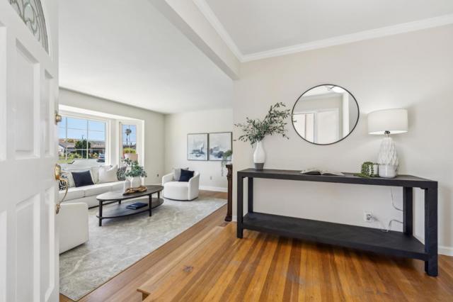 334 Sunfish Court, Foster City CA: https://media.crmls.org/mediaz/e9ee1a59-caaf-44fb-b009-dd096fbff755.jpg
