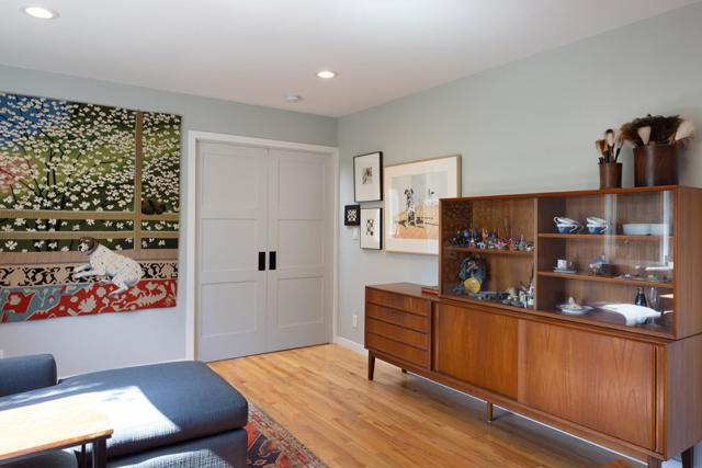 735 Bayview Avenue, Pacific Grove CA: https://media.crmls.org/mediaz/e9eefc09-3efd-4819-aa03-518cd8b002e4.jpg