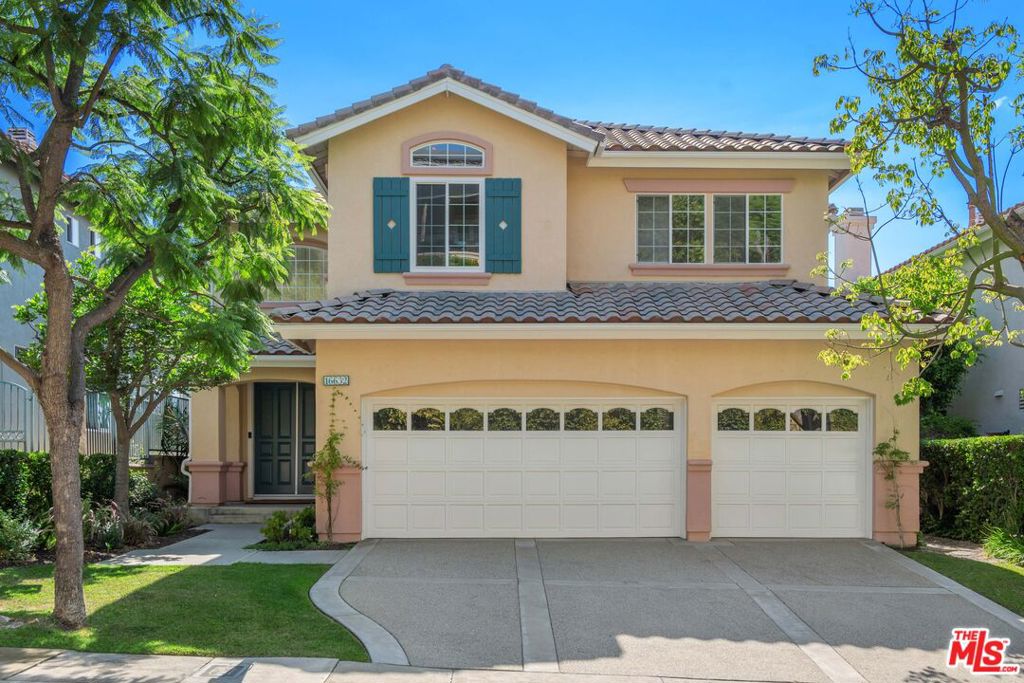 16632 Calle Jermaine — architectural residence