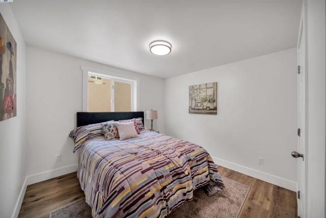 3031 Logan St, Oakland CA: https://media.crmls.org/mediaz/e9f031c9-7731-4fe7-849f-20c1231370a5.jpg