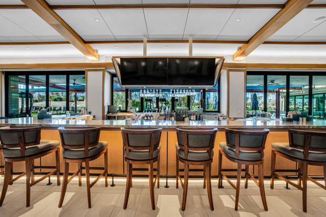 44841 Desert Horizons Drive, Indian Wells CA: https://media.crmls.org/mediaz/e9f07d65-6a46-4c15-b997-605f5b38bc9c.jpg