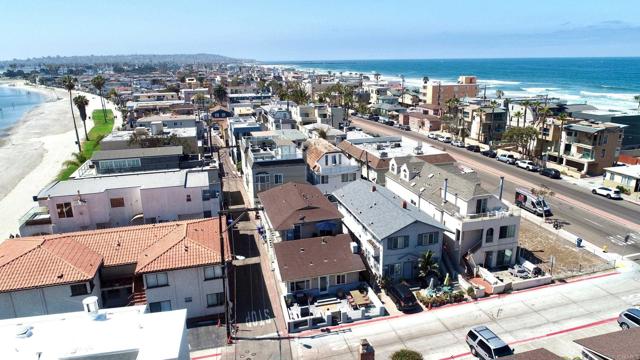 Detail Gallery Image 20 of 50 For 3492 Bayside Ln, San Diego,  CA 92109 - – Beds | – Baths