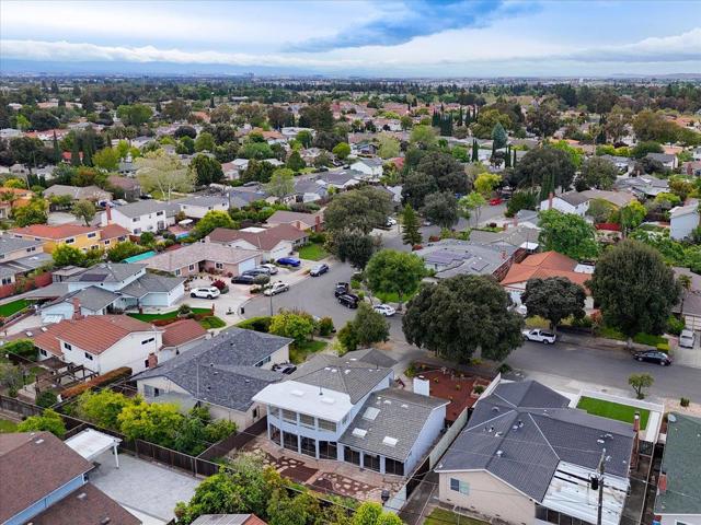 2828 Monte Cresta Way, San Jose CA: https://media.crmls.org/mediaz/e9f204ac-eb32-47ed-a6e4-098cc902a59d.jpg