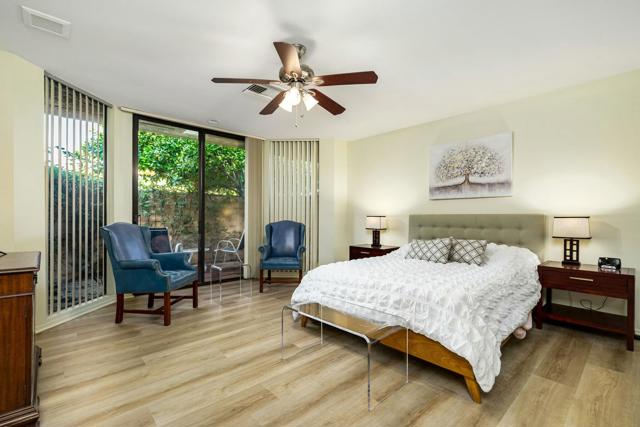 6 Stanford Drive, Rancho Mirage CA: https://media.crmls.org/mediaz/e9f2a28d-4109-47e7-be75-2ae9deaf9612.jpg
