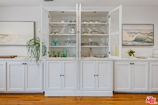 8221 Delgany Avenue, Playa del Rey CA: https://media.crmls.org/mediaz/e9f306b2-1720-4a4a-a69e-412870a5c90e.jpg