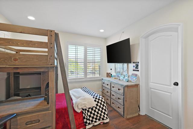 Detail Gallery Image 33 of 72 For 25351 Forest St, Corona,  CA 92883 - 5 Beds | 5 Baths