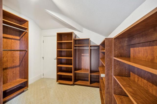 9540 Via Del Oro, Gilroy CA: https://media.crmls.org/mediaz/e9f4c8e2-bae8-4067-b0c9-38d0026977c4.jpg