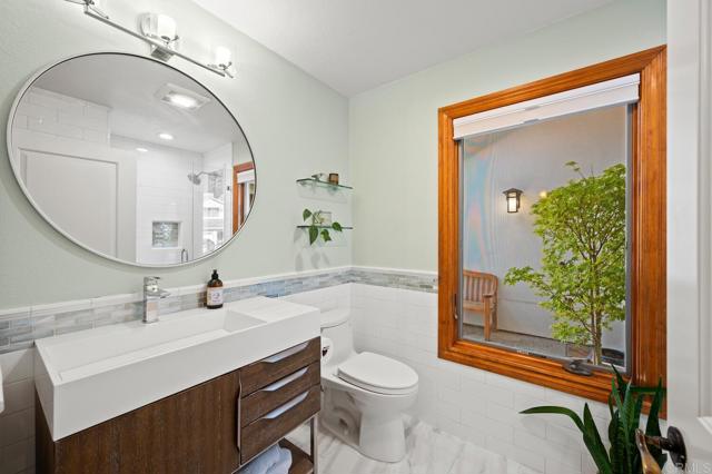 Detail Gallery Image 16 of 43 For 1850 Willowhaven Rd, Encinitas,  CA 92024 - 4 Beds | 3 Baths