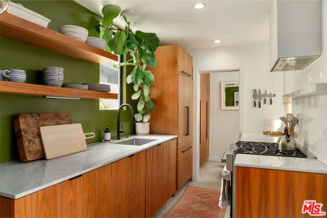 Drew Fenton | 905 N Beverly Glen Boulevard Los Angeles CA | MLS: 7395060 Drew Fenton | 905 N Beverly Glen Boulevard Los Angeles CA | MLS: 7395060