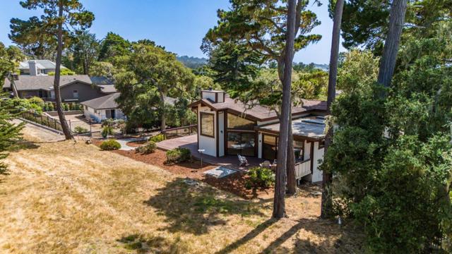 3033 Stevenson Drive, Pebble Beach CA: https://media.crmls.org/mediaz/e9f8a0d3-bb99-4914-9418-86f3497f660b.jpg