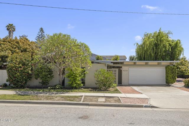 Detail Gallery Image 2 of 28 For 4232 De Paul St, Ventura,  CA 93003 - 3 Beds | 2 Baths