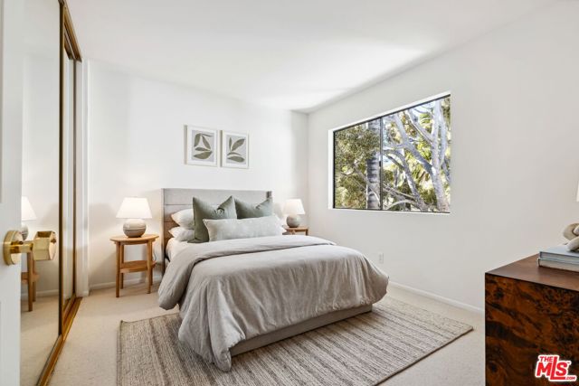 8105 Buena Fortuna Street, Carpinteria CA: https://media.crmls.org/mediaz/e9fa17a6-6b05-4319-b89a-14c4aa2d8ae2.jpg