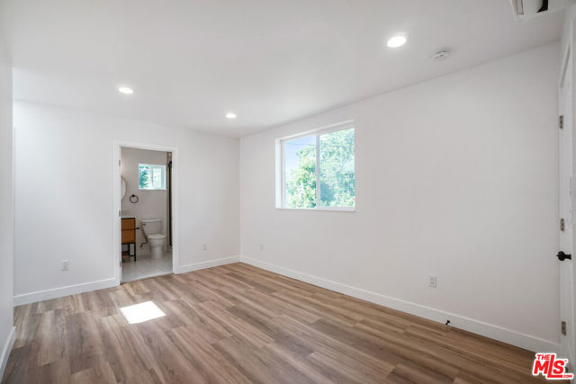 4005 Sequoia Street, Los Angeles CA: https://media.crmls.org/mediaz/e9faa93b-dc08-4ccc-9158-6b1d0d32c3d5.jpg