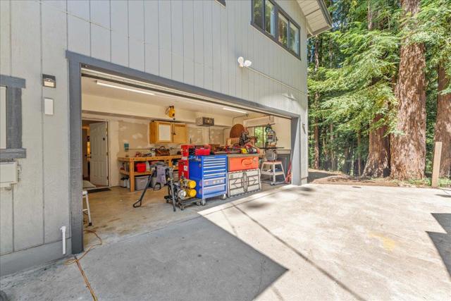 135 Sugar Valley Road, Scotts Valley CA: https://media.crmls.org/mediaz/e9fac62c-2610-4dd7-a621-7245a1d25d4c.jpg