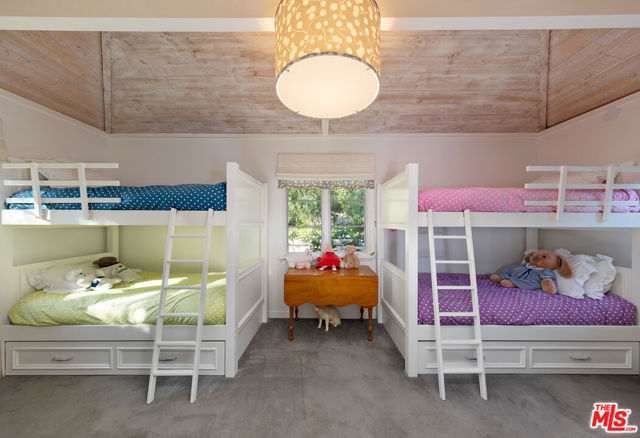 1029 Alston Road, Santa Barbara CA: https://media.crmls.org/mediaz/e9fb5900-99a3-41a4-969e-c949fd63f437.jpg