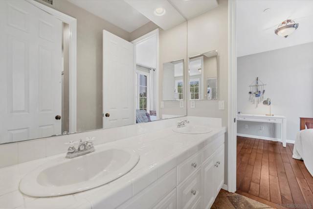 7727 Via Zafiro, San Diego CA: https://media.crmls.org/mediaz/e9fbb47c-091b-451c-bdf7-0a11be1ec763.jpg