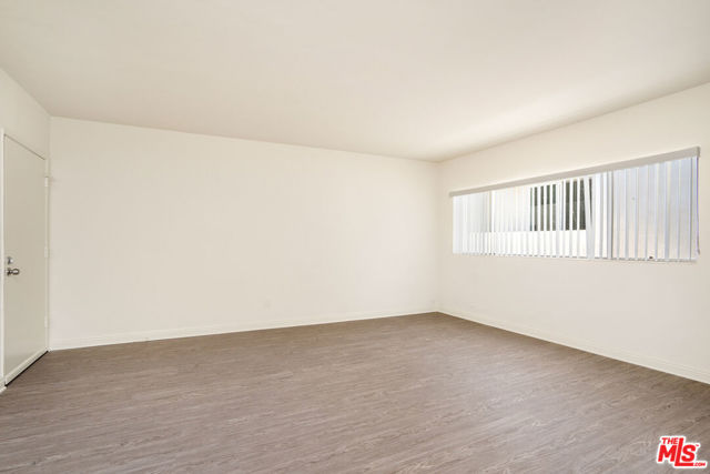 14805 Erwin Street, Van Nuys CA: https://media.crmls.org/mediaz/e9fc36be-b17d-463d-a7d2-e1f64c51e56a.jpg