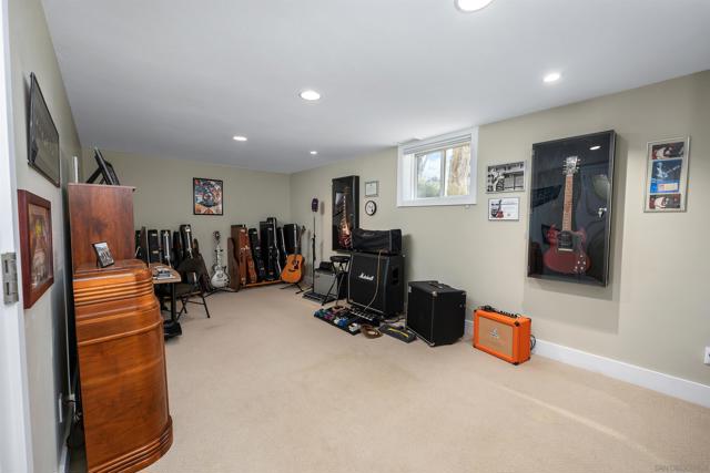 4336 Hill St, San Diego CA: https://media.crmls.org/mediaz/e9fd8903-8cb3-40b2-8623-84410ebf7c39.jpg