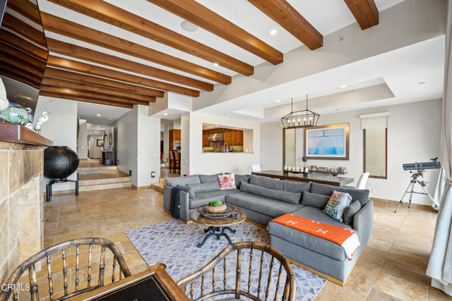 Detail Gallery Image 12 of 63 For 1417 Marine Way, Oxnard,  CA 93035 - 5 Beds | 4/1 Baths